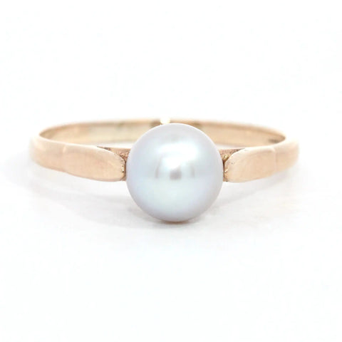 Grey Pearl Ring